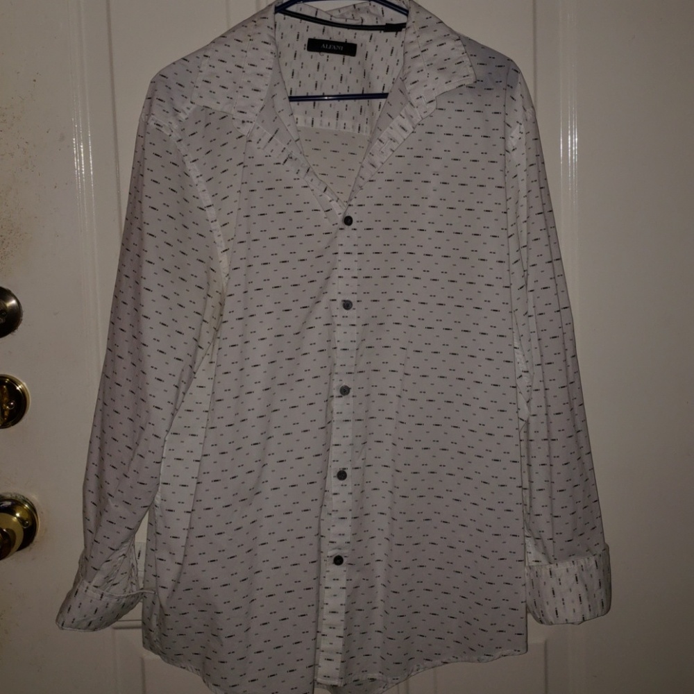 ALFANI casual button up shirt